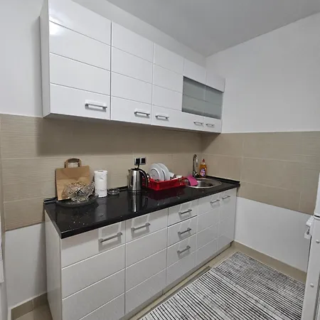 Cozy In Sarajevo, Bulevar *